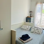 Casa Red Riviera * Жуан-ле-Пен